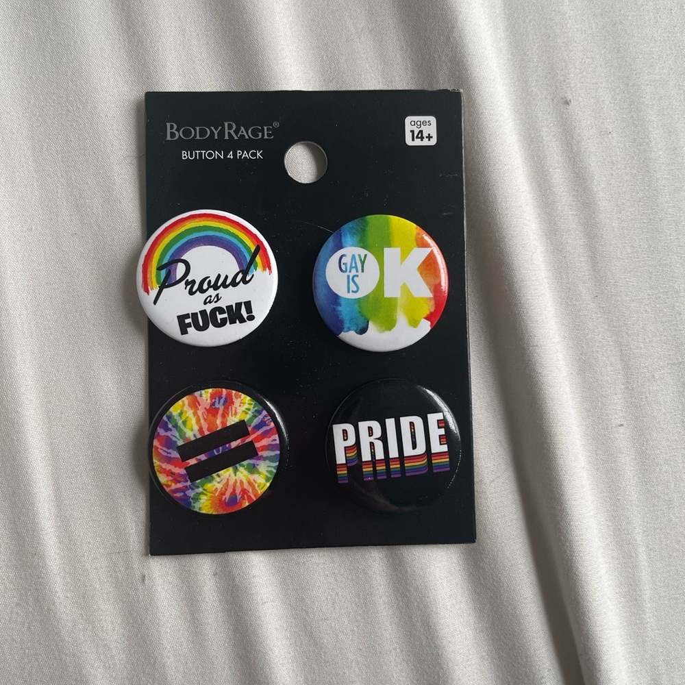 Pride pins!🏳️‍🌈